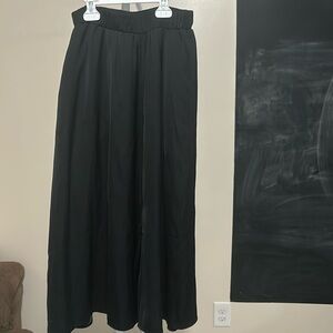 Loft XSP black skirt NWT